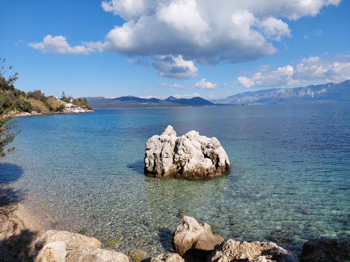 Lefkada Unique Sea View Apartment นีดรี ภายนอก รูปภาพ